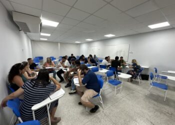 Secretaria de Educação de Ilhabela inicia formação continuada dos servidores