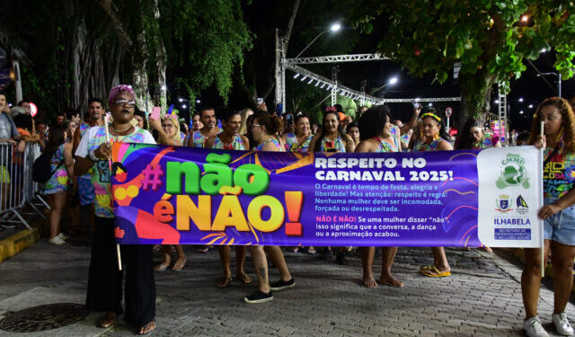 Bloco da Camisinha leva mensagem de prevenção e enfrentamento à violência contra a mulher na abertura do CarnaIlha 2026