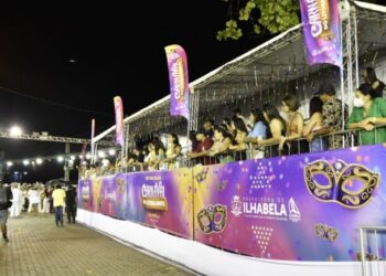 CarnaIlha 2026: retirada de pulseiras para arquibancadas começa nesta quarta-feira (4)