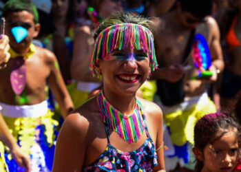 CarnaIlha em Dobro 2026 terá matinês e desfile de fantasia para crianças neste fim de semana