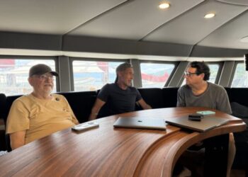 Explorador que cruzou o Ártico, Mike Horn tem passagem marcante por Ilhabela