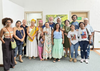 Prefeito Toninho Colucci recebe zeladores de terreiros e destaca fortalecimento da Festa de Iemanjá em Ilhabela