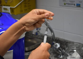 Ilhabela convoca moradores vacinados em 2018 para completar imunização contra febre amarela