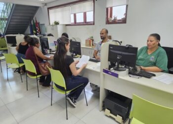 PAT de Ilhabela inicia semana com 127 vagas de emprego e oportunidades para quem não possui experiência