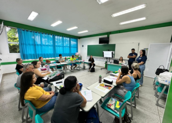 Professores de Ilhabela concluem planejamento para ano letivo de 2026 com foco na aprendizagem e estrutura escolar