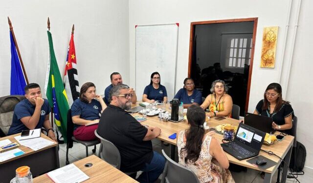 Reunião com Unidade Regional de Ensino define novas metas para educação de Ilhabela