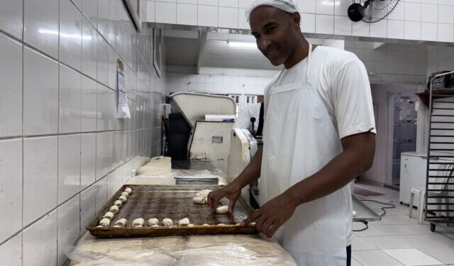 Única do Litoral Norte, Panificação Escolar de Ilhabela produz cerca de 11 mil pães por dia para a rede municipal