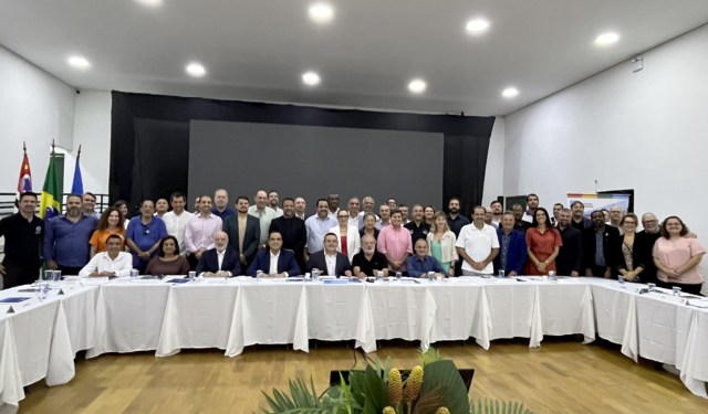 Prefeito Toninho Colucci recebe ministro do Turismo em Ilhabela e fortalece protagonismo da cidade no cenário nacional