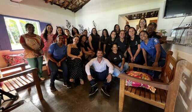 Fundo Social encerra Mês da Mulher com homenagem a colaboradoras