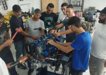 Ilhabela abre pré-inscrições para curso gratuito de Mecânico de Revisão de Motores Náuticos nesta quinta (19)