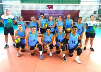 Ilhabela marca presença em competições regionais e internacionais com jiu-jítsu e vôlei adaptado