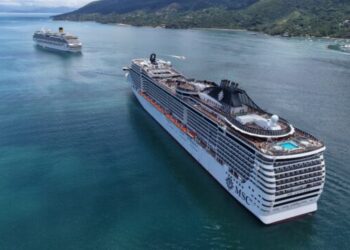 Ilhabela recebe escala dupla de cruzeiros com cerca de 10 mil visitantes em um único dia nesta quinta-feira (19)