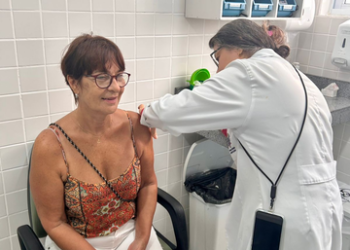 Ilhabela registra vacinação recorde contra gripe com mais de mil imunizados em um único dia