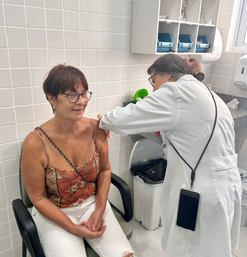 Ilhabela registra vacinação recorde contra gripe com mais de mil imunizados em um único dia