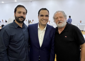 Ilhabela sedia primeira reunião do ano da APRECESP com presença do ministro do Turismo e secretário estadual