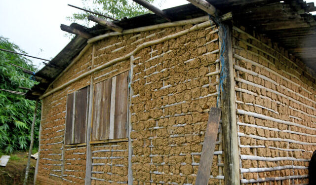 Prefeitura de Ilhabela avança com Programa Casa Caiçara na comunidade de Castelhanos