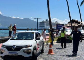 Prefeitura de Ilhabela realiza fiscalização no transporte por aplicativos na Vila