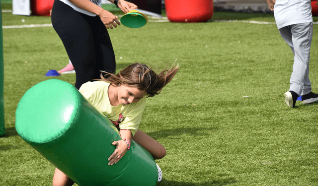 Alunos da Rede Municipal de Educação de Ilhabela participam do 1º Festival de Integração Viva Rugby de 2026