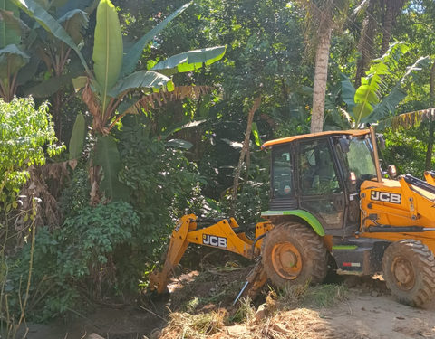 Prefeitura de Ilhabela executa melhorias no sistema de drenagem no Alto da Barra Velha