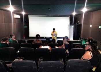 Reunião setorial de artesãos reúne participantes para construção do Plano Municipal de Cultura em Ilhabela