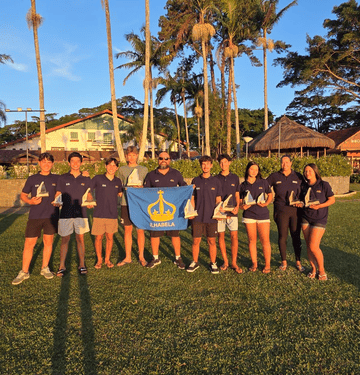 Velejadores da Escola de Vela de Ilhabela conquistam títulos e pódio triplo no Campeonato Sudeste Brasileiro de Vela