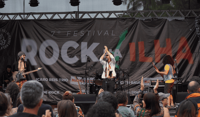 7º Festival Rock na Ilha faz sucesso em estreia na Praia do Perequê com forte presença de público e shows marcantes