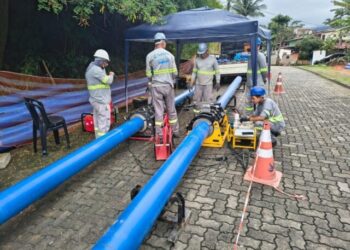 Obra da Sabesp exige interdições parciais no trânsito em bairros de Ilhabela
