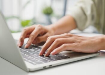 Prefeitura de Ilhabela e Sebrae oferecem cursos gratuitos para fortalecer gestão de pequenos negócios