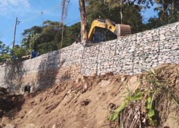 Prefeitura realiza etapa final de contenção em trecho da SP-131 na região sul