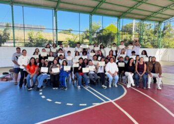 Escola Municipal Ruth Cardoso conquista oito medalhas na Olimpíada Brasileira de Língua Inglesa