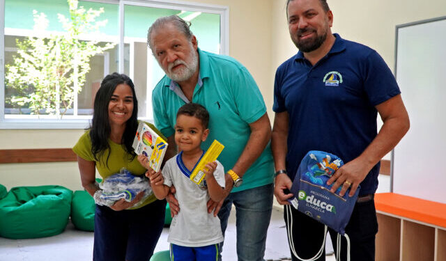 Prefeito Toninho Colucci dá início ao maior concurso da Educação já realizado em Ilhabela