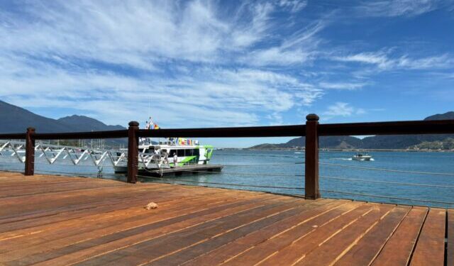 Prefeitura de Ilhabela conclui reforço estrutural dos decks da Vila e amplia segurança no Centro Histórico