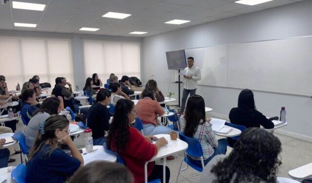 Secretaria de Educação de Ilhabela encerra ciclo de encontros formativos e replanejamento para segundo semestre