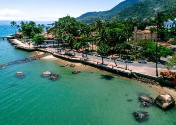 Ação Pública do Raízes Ancestrais – Ilê Wa celebra ancestralidade e fortalece territórios de cuidado em Ilhabela