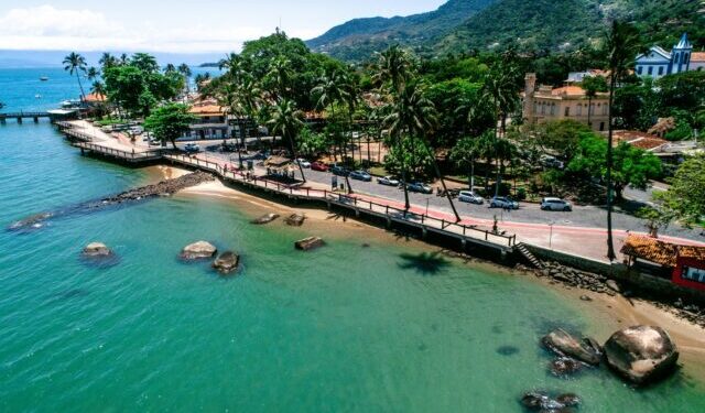 Ação Pública do Raízes Ancestrais – Ilê Wa celebra ancestralidade e fortalece territórios de cuidado em Ilhabela