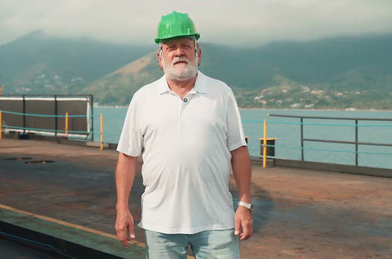 Prefeito Toninho Colucci acompanha instalação de novos cabos subaquáticos que vão dobrar capacidade energética de Ilhabela