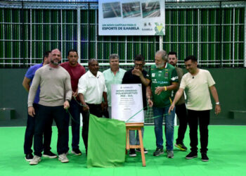 Prefeito Toninho Colucci entrega fase final do Complexo Esportivo do PEII Sul em Ilhabela