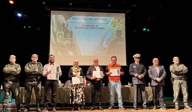 Prefeitura de Ilhabela é homenageada pela Polícia Militar Ambiental por parceria em ações de proteção ambiental