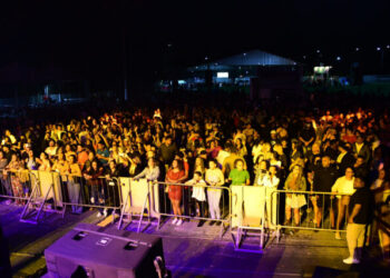 Shows dos 221 anos de Ilhabela terão proibição de recipientes de vidro e entrada com coolers