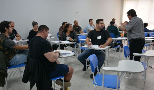 Servidores de Ilhabela participam de curso sobre inovação nas compras públicas