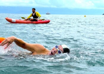 300 nadadores encaram o Píer a Píer neste domingo (11) em Ilhabela