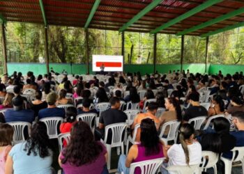 Formação em Primeiros Socorros qualifica cerca de 500 profissionais da Educação de Ilhabela
