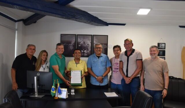 Prefeitura de Ilhabela entrega Projeto de Lei da LOA 2027 à Câmara Municipal